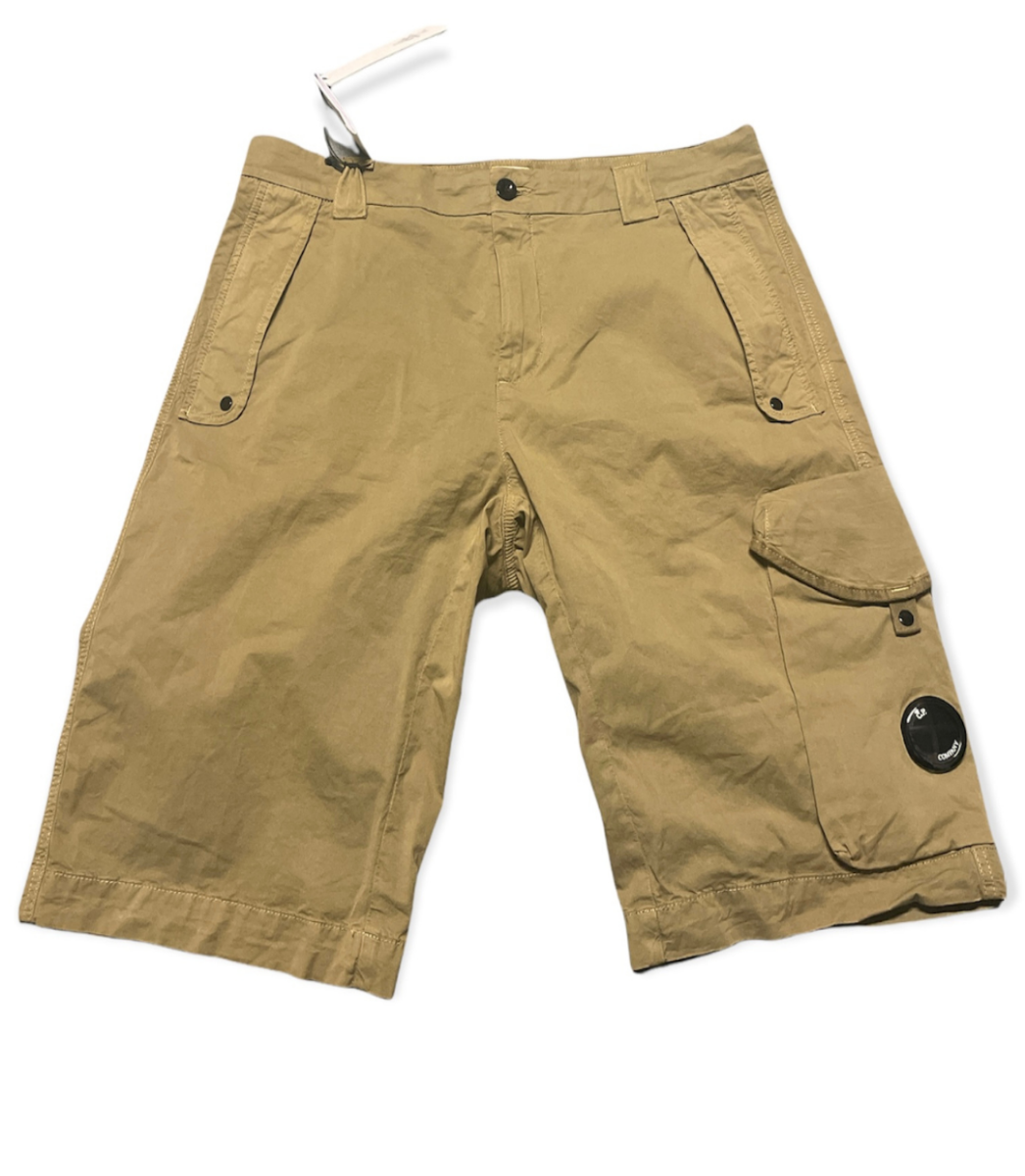 CP COMPANY CARGO BURMUDA CORNSTALK SHORTS