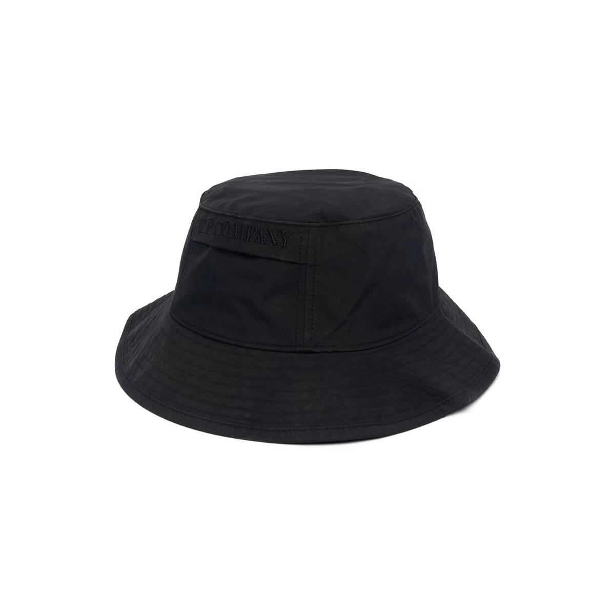 CP COMAPNY FLATT NYLON BUCKET HAT IN BLACK