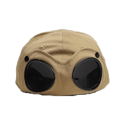 CP COMPANY GOGGLE CAP IN BEIGE