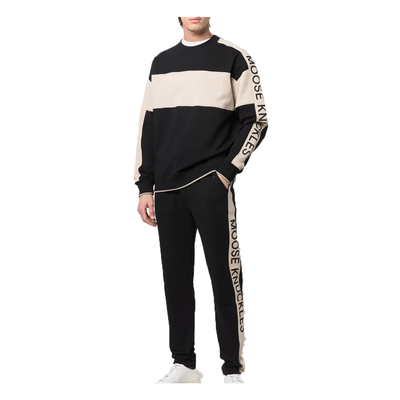 MOOSE KNUCKLES WABASSO CREW NECK TRACKSUIT IN BLACK