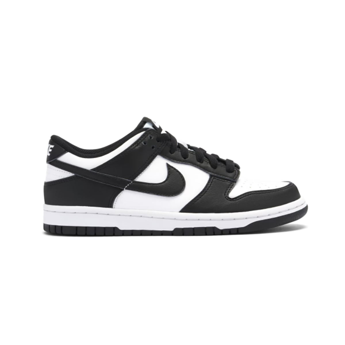 NIKE DUNK LOW IN BLACK-WHITE