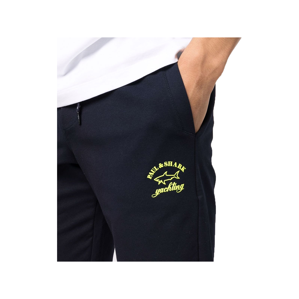 PAUL & SHARK EMBROIDERED LOGO SHORTS IN NAVY BLUE