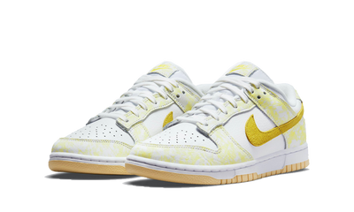 Nike Dunk Low Yellow Strike